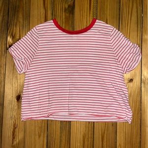 Red and white stripped cropped shirt